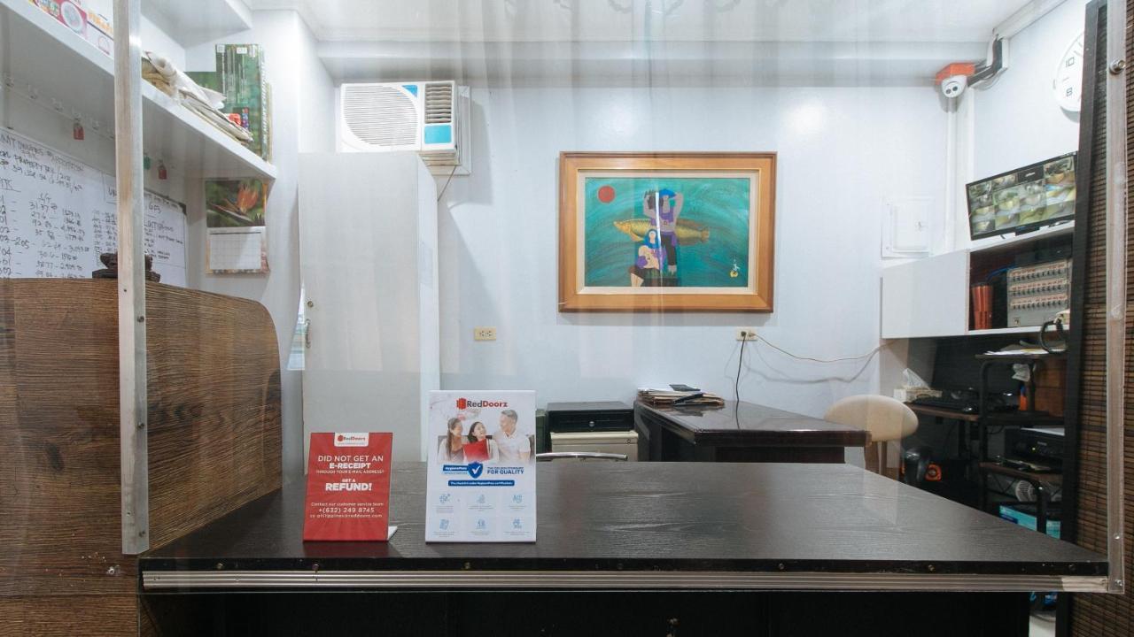 Reddoorz Plus @ Better Living Paranaque Paranaque City Экстерьер фото