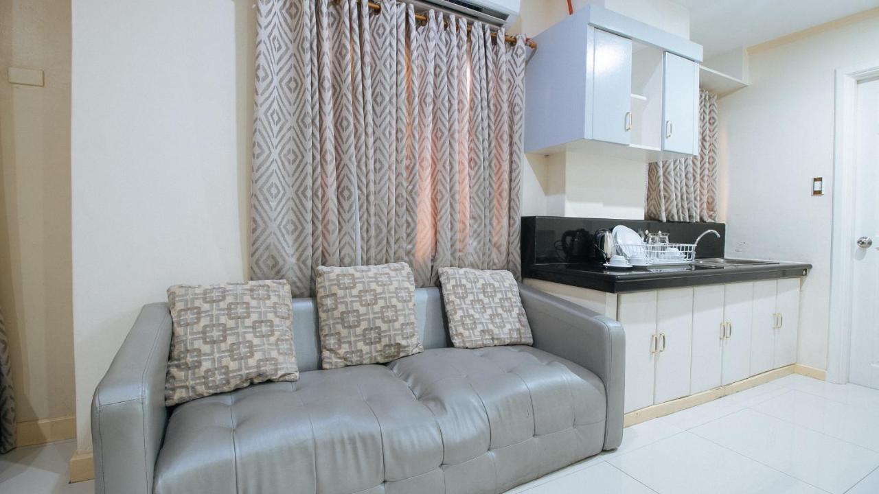 Reddoorz Plus @ Better Living Paranaque Paranaque City Экстерьер фото