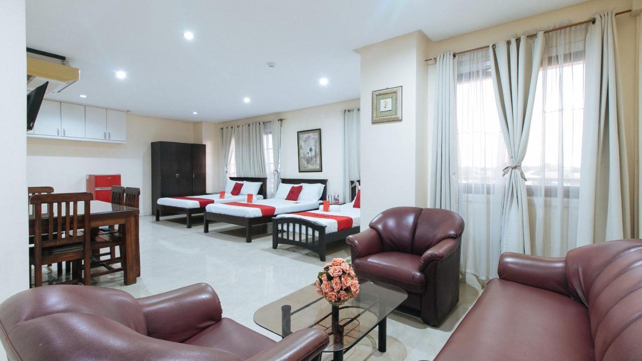 Reddoorz Plus @ Better Living Paranaque Paranaque City Экстерьер фото