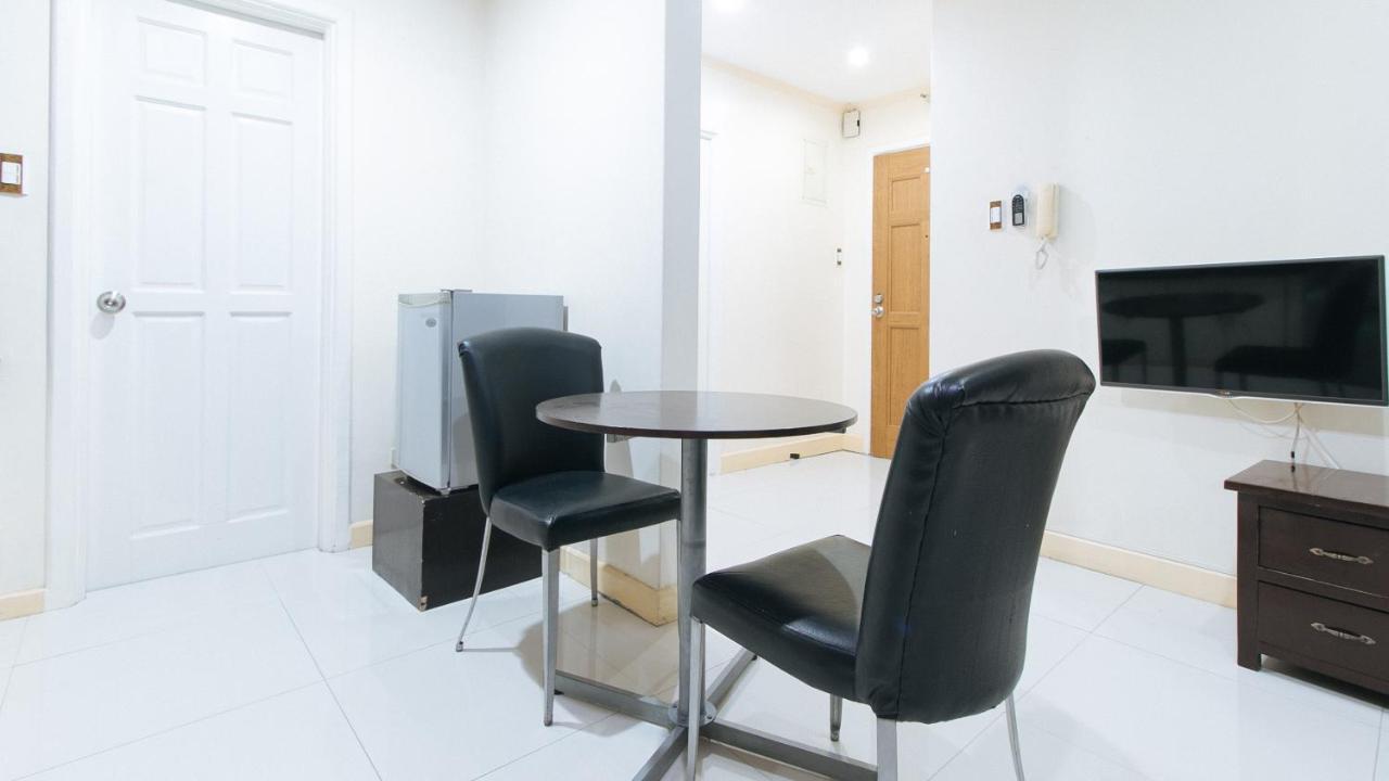 Reddoorz Plus @ Better Living Paranaque Paranaque City Экстерьер фото