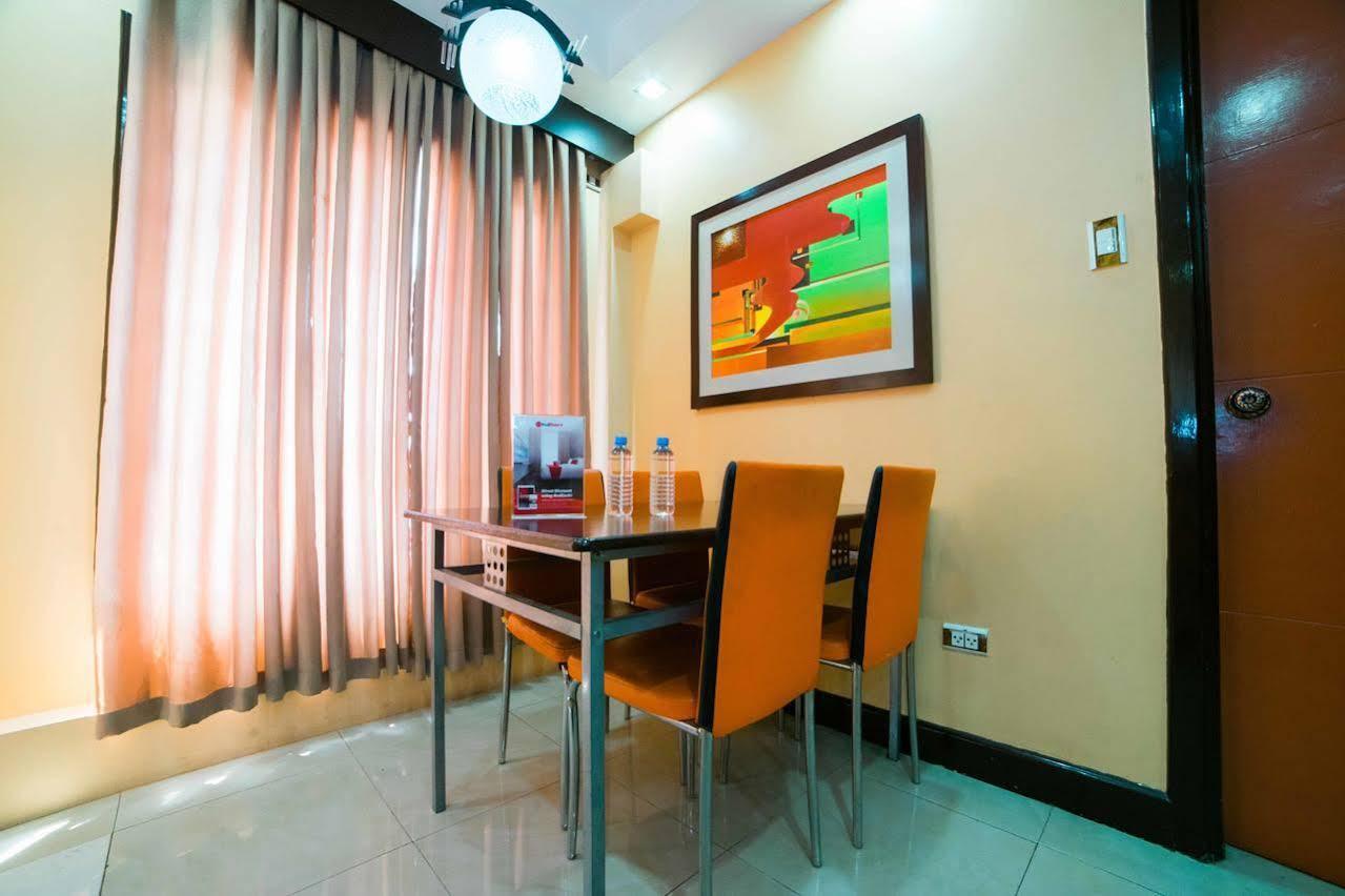 Reddoorz Plus @ Better Living Paranaque Paranaque City Экстерьер фото